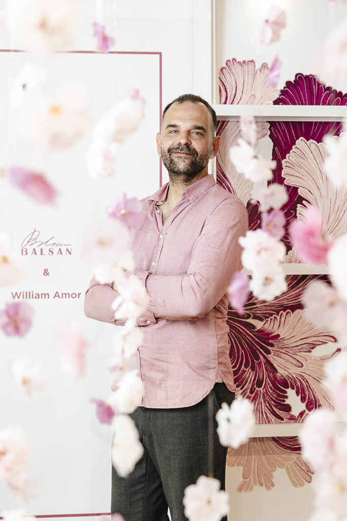 BALSAN X William AMOR_ SYMBIOSE- Artiste Upcycling Portrait ©Tanguy de Montesson