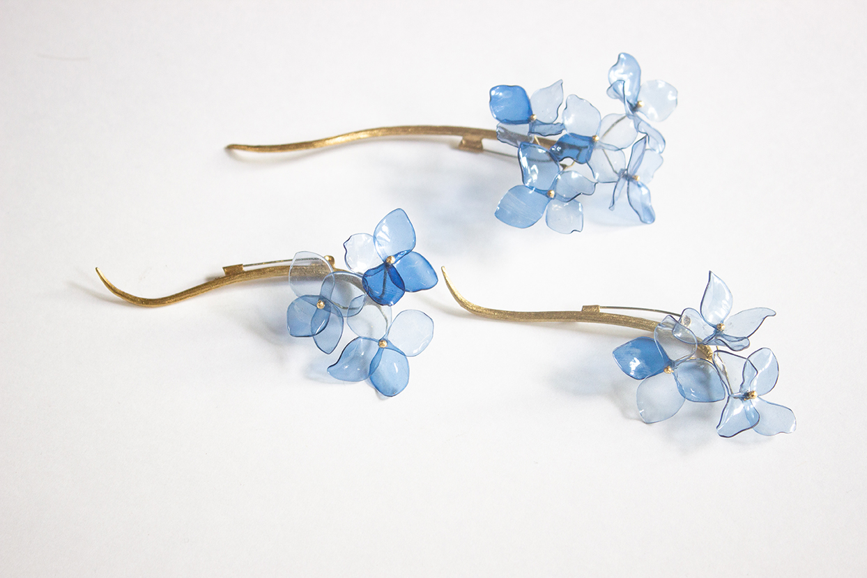 William Amor - artist upcycling - Blue Hydrangea Max & Fanny - ©William Amor - 2025