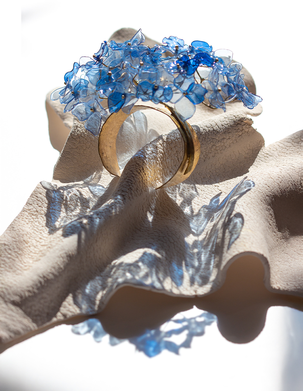 William Amor - artist upcycling - Hortensia Bleu de l'amour - 2025