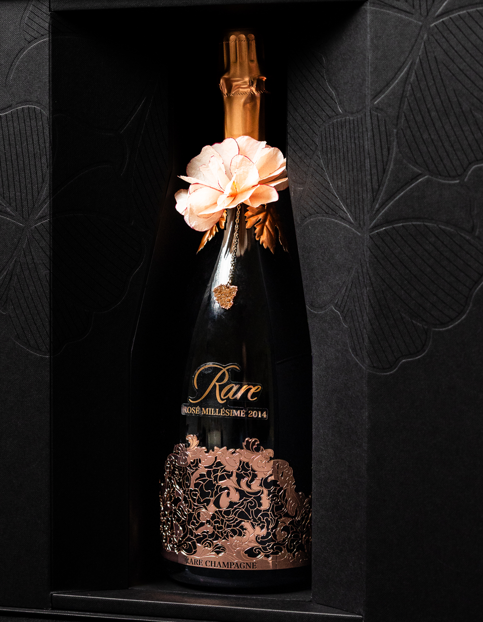 William Amor - artist upcycling - RareChampagne - 2025